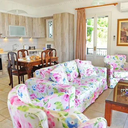 Korakias Skorpidi Apartment