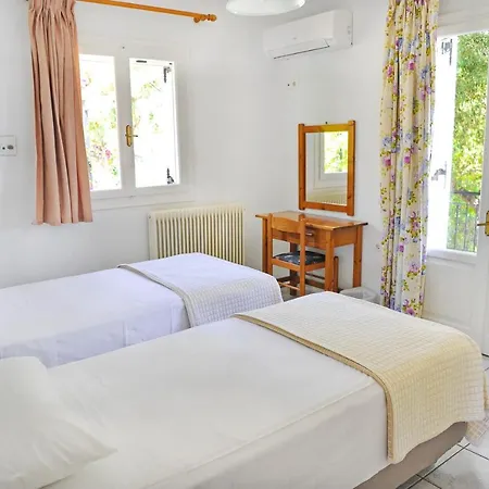 Korakias Skorpidi Apartament *